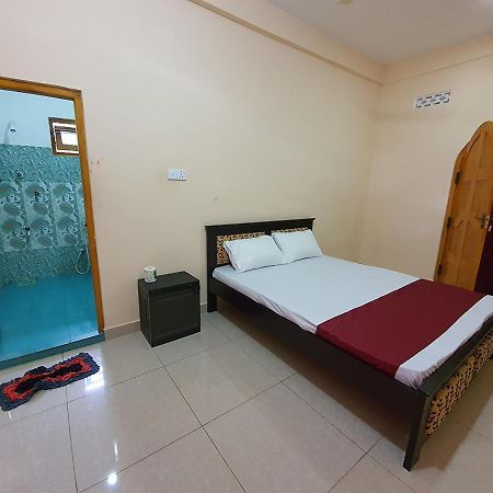 Hb Budget Rest Hotel Jaffna Luaran gambar