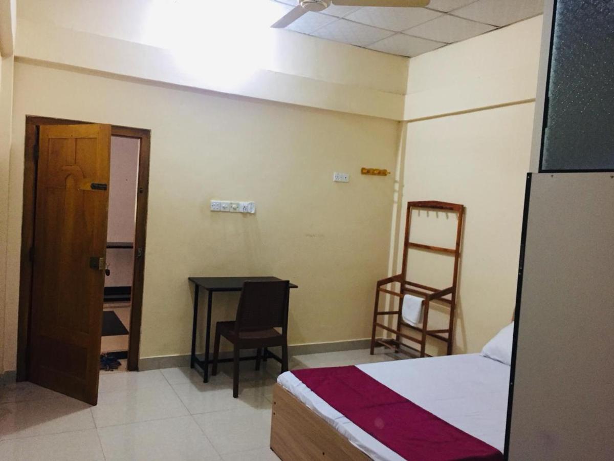 Hb Budget Rest Hotel Jaffna Luaran gambar